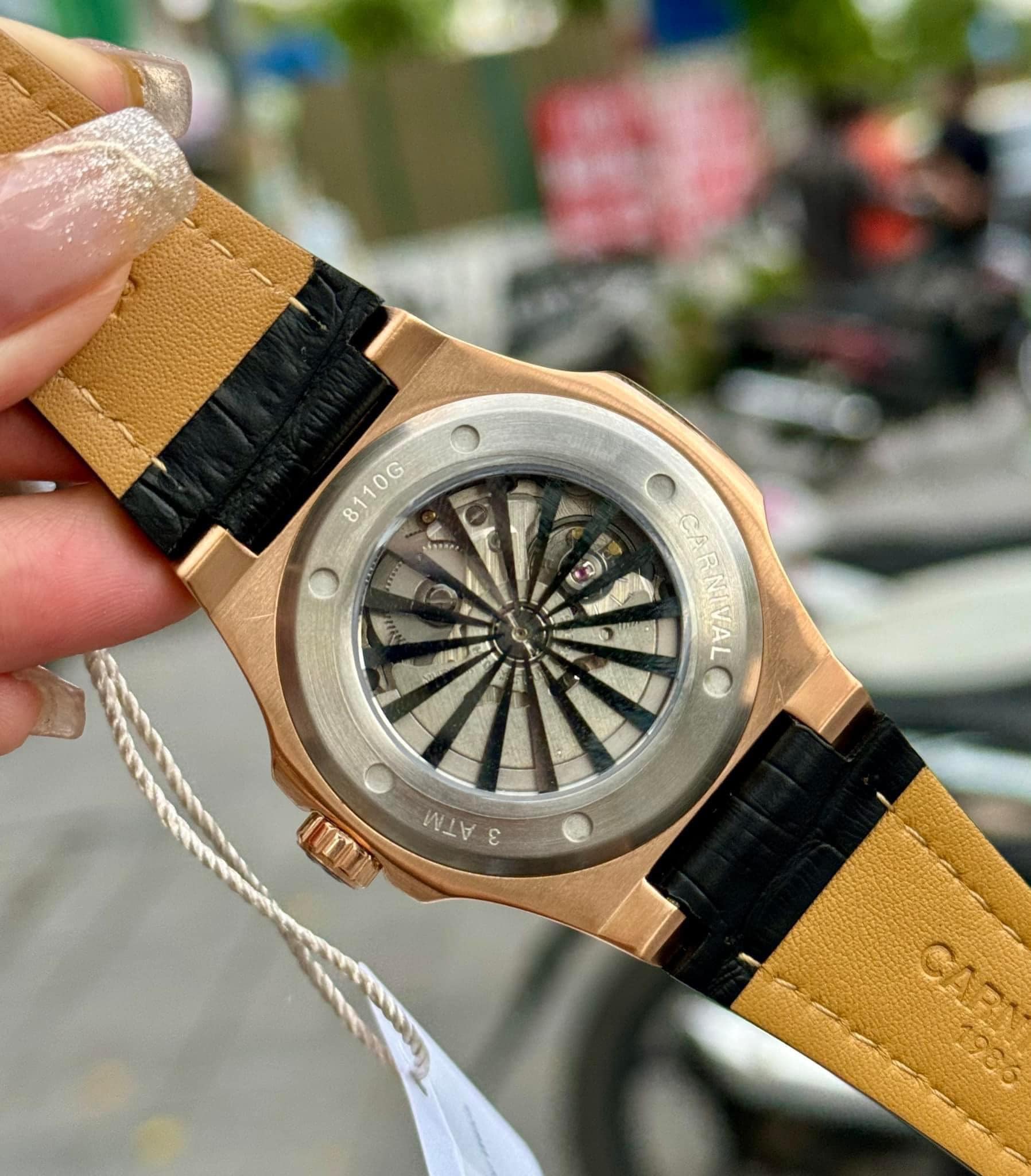 CARNIVAL Nautilus 8110G ブラウン 時計 CARNIVAL Nautilus 8110G ブラウン 時計 - メルカリ