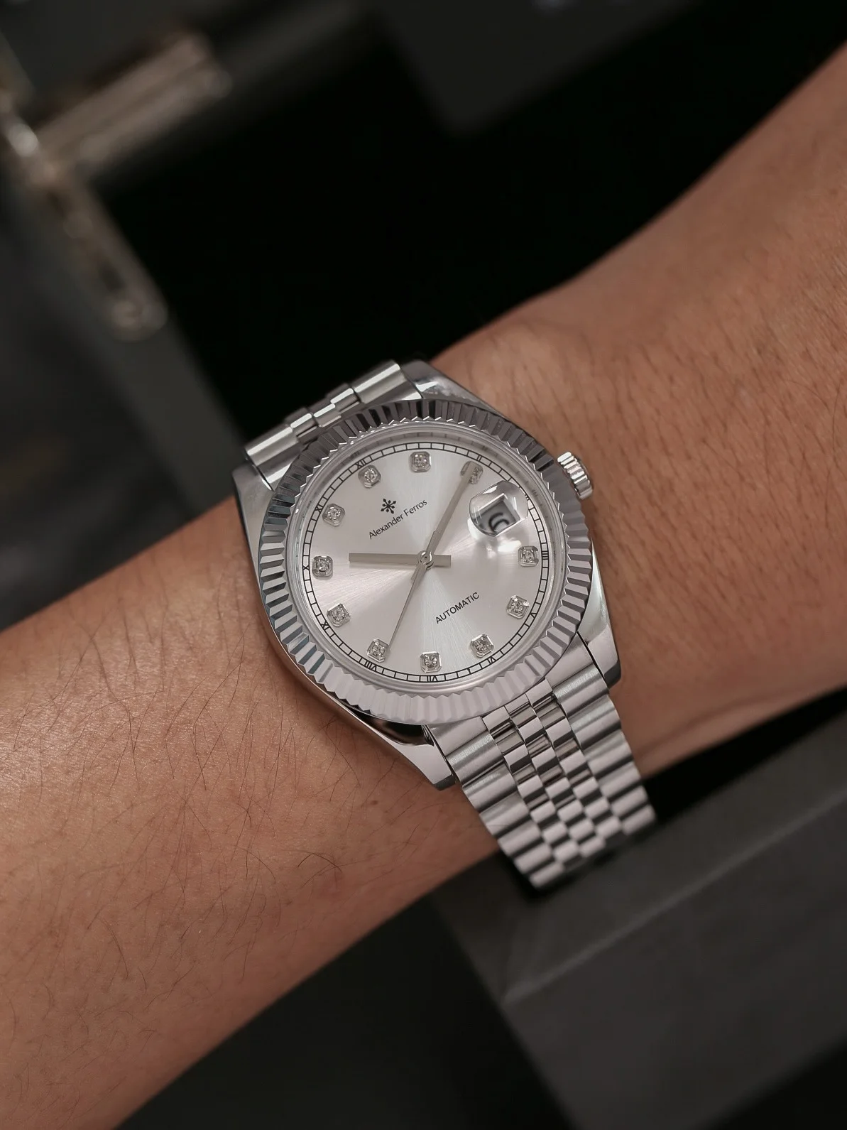 Alexander Ferros cùng câu chuyện món quà dành tặng người lính năm xưa – Khi thời gian nói thay lời tri ân